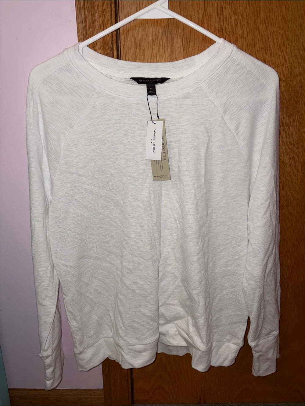 Banana Republic Women’s White Long-Sleeve Slub Crew Neck Top